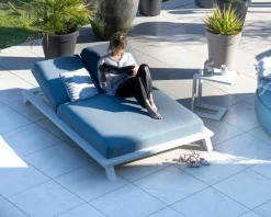 Bain de soleil double en tissu turquoise et aluminium blanc 