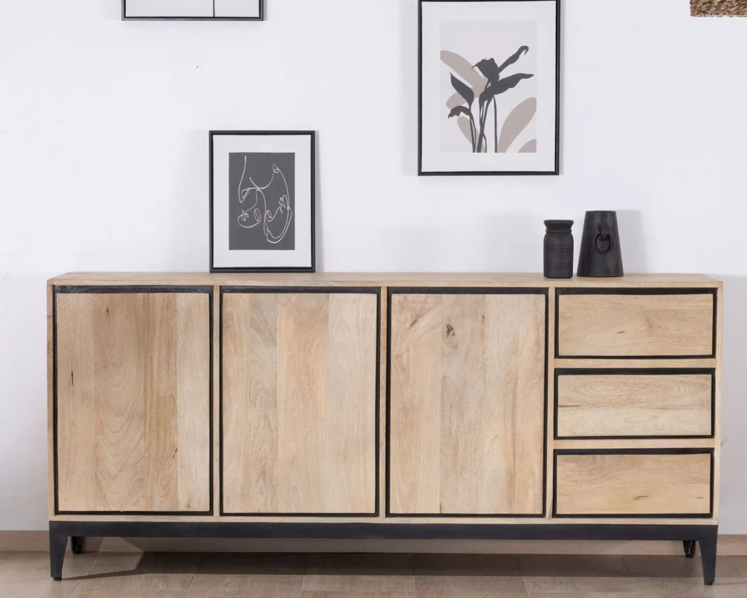 Buffet épuré bicolore en manguier naturel et noir 180 cm "Bocca" 3 portes et tiroirs