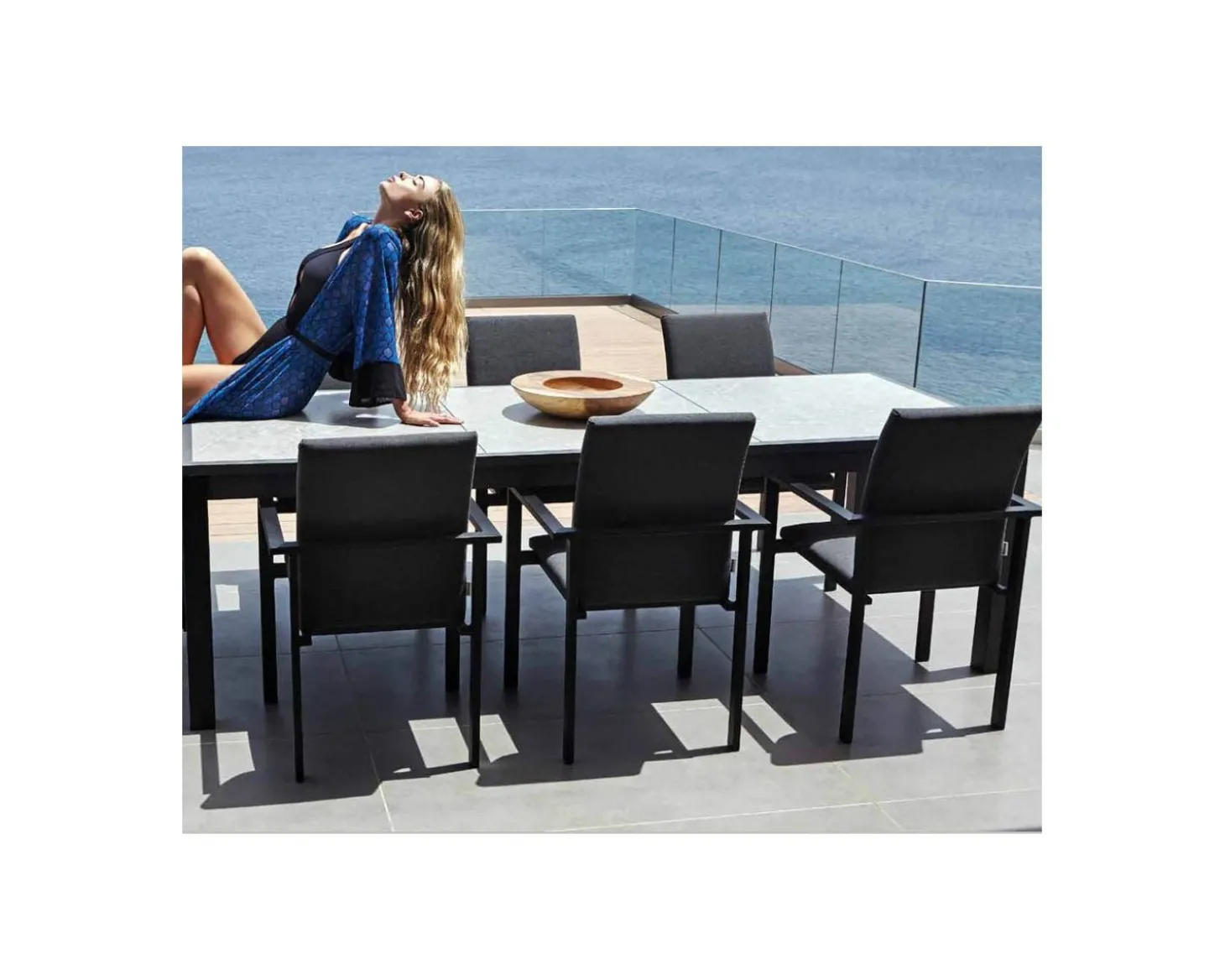 Chaise extérieure noire avec tissu Sunbrella "Terrasse"
