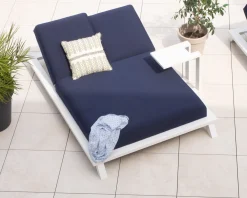 Coussin décoratif carré beige et vert avec franges en lin 