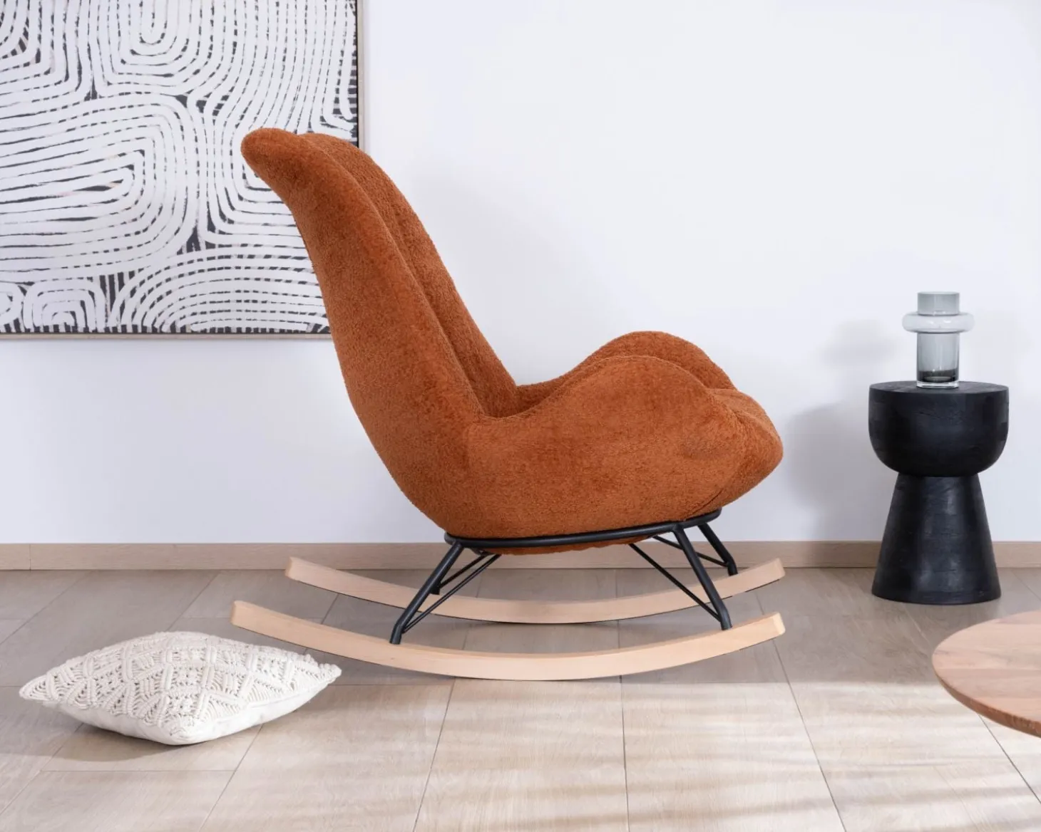 Fauteuil à bascule contemporain en tissu bouclette terracotta "Calista"