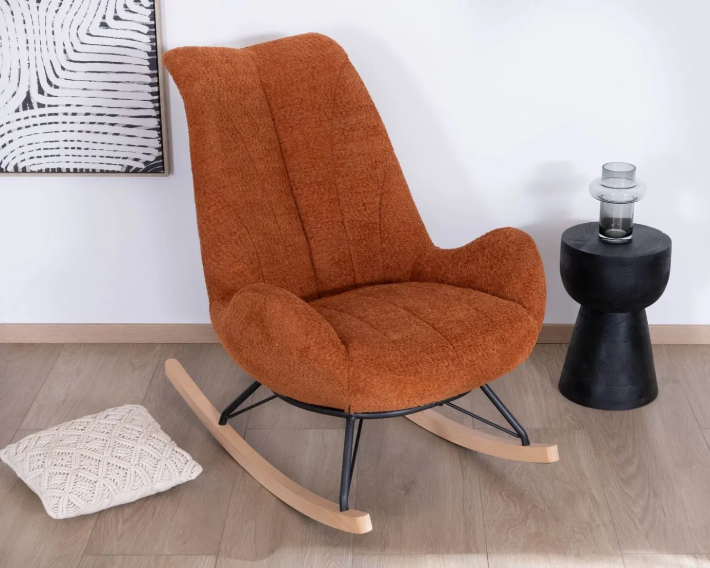Fauteuil à bascule contemporain en tissu bouclette terracotta "Calista"