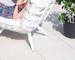 Fauteuil d'extérieur blanc avec repose-pieds modulaire structure aluminium blanche 