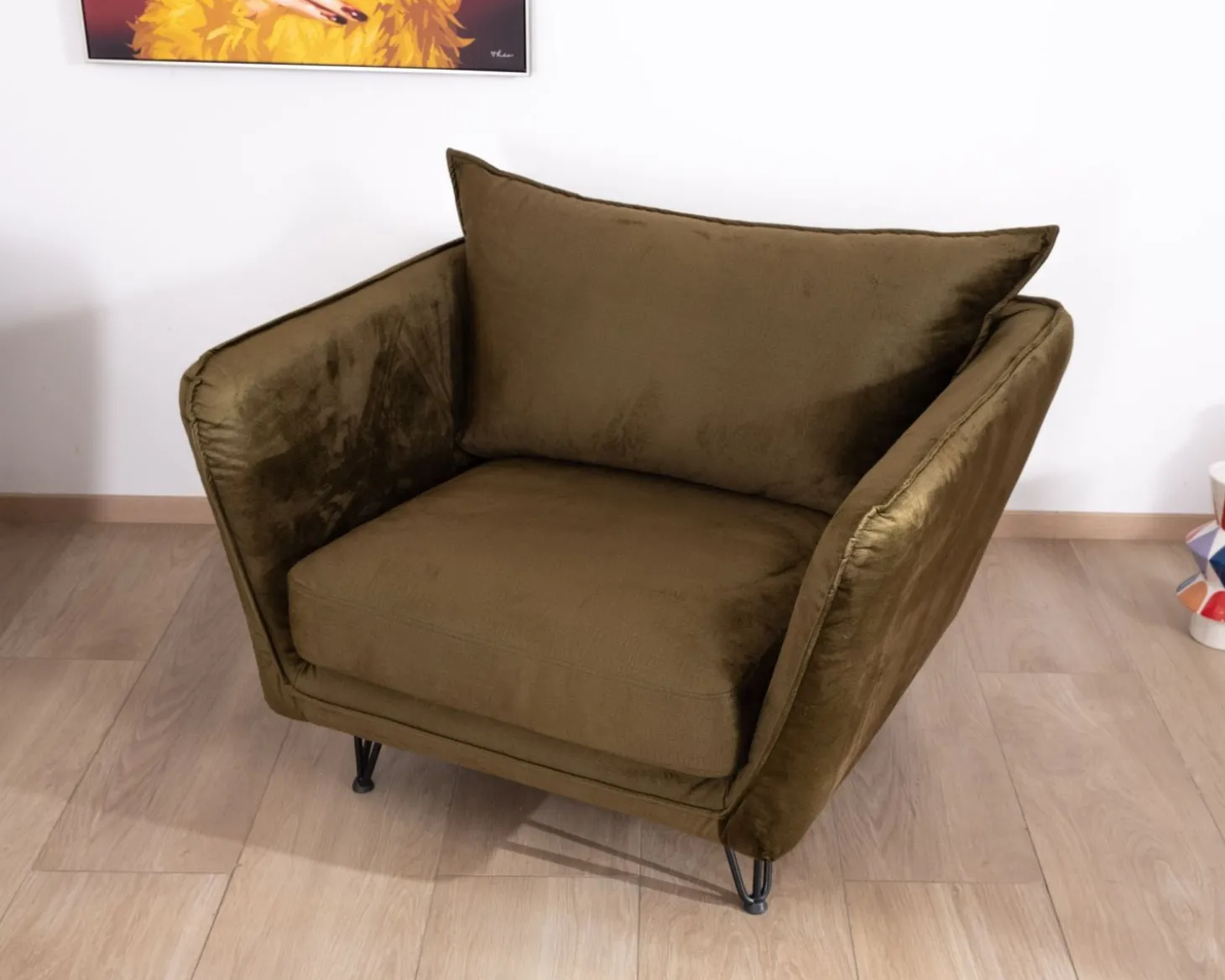 Fauteuil kaki tissu ultra doux design vintage "Hasting"