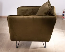 Fauteuil kaki tissu ultra doux design vintage