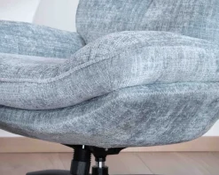 Fauteuil rotatif enveloppant avec repose-pieds "Branson" en tissu bleu glacier