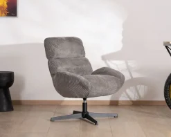 Fauteuil rétro en tissu gris et pied pivotant en métal noir 