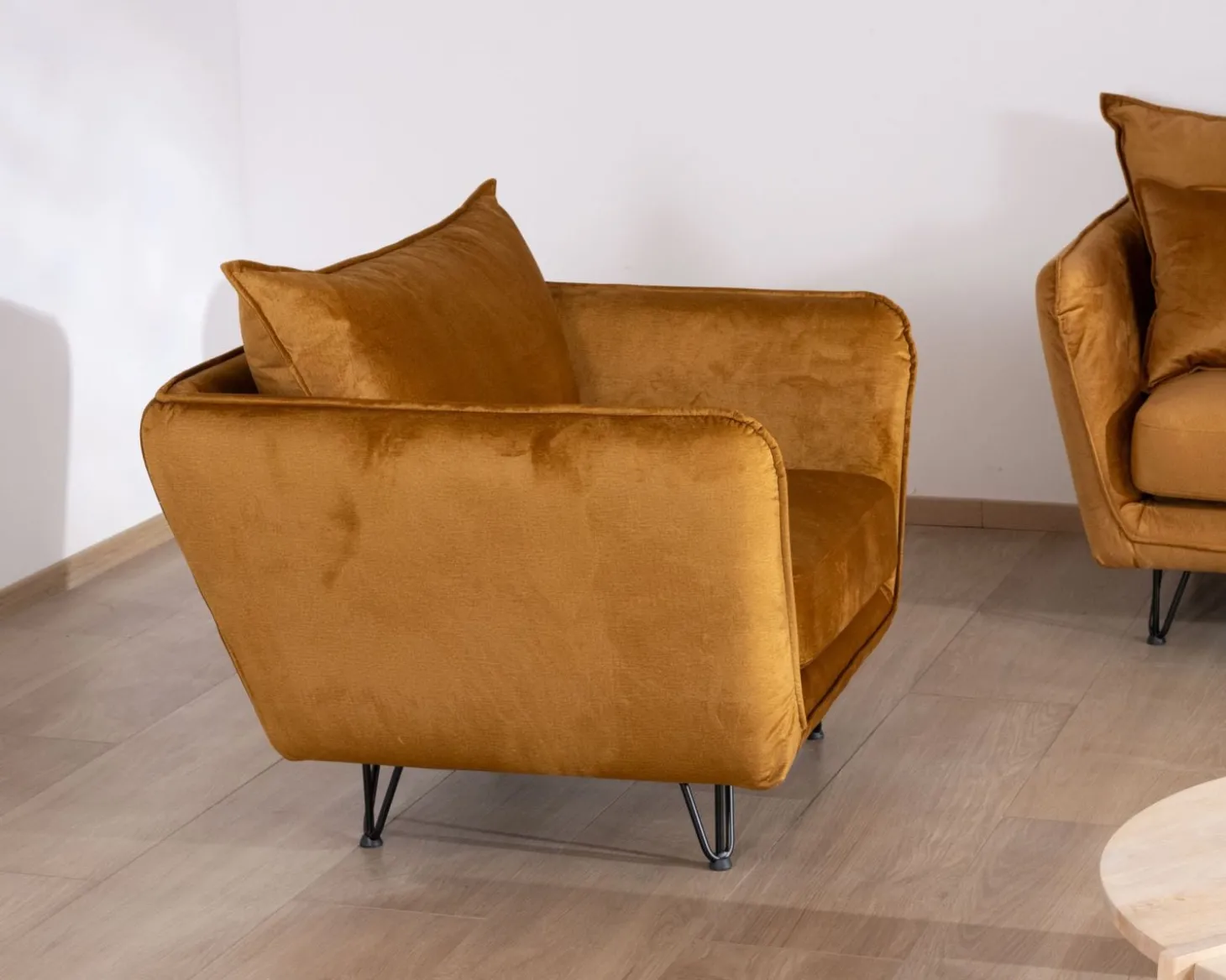 Fauteuil vintage ocre en tissu et métal ultra confort "Hasting"