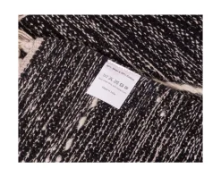 Grand tapis ethnique noir motifs brodés blancs "Solira" 300x200cm