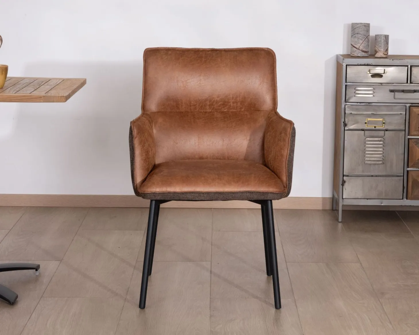Lot de 2 chaises de repas confort "Lokka" bi-matière cognac et marron