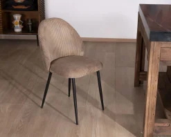 Lot de 4 chaises de repas en velours côtelé taupe esprit vintage 