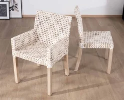 Lot de 2 chaises de repas en teck et cuir blanc tressé 