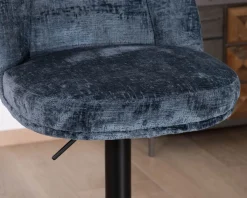 Lot de 2 confortables chaises de bar pivotantes en tissu bleu 