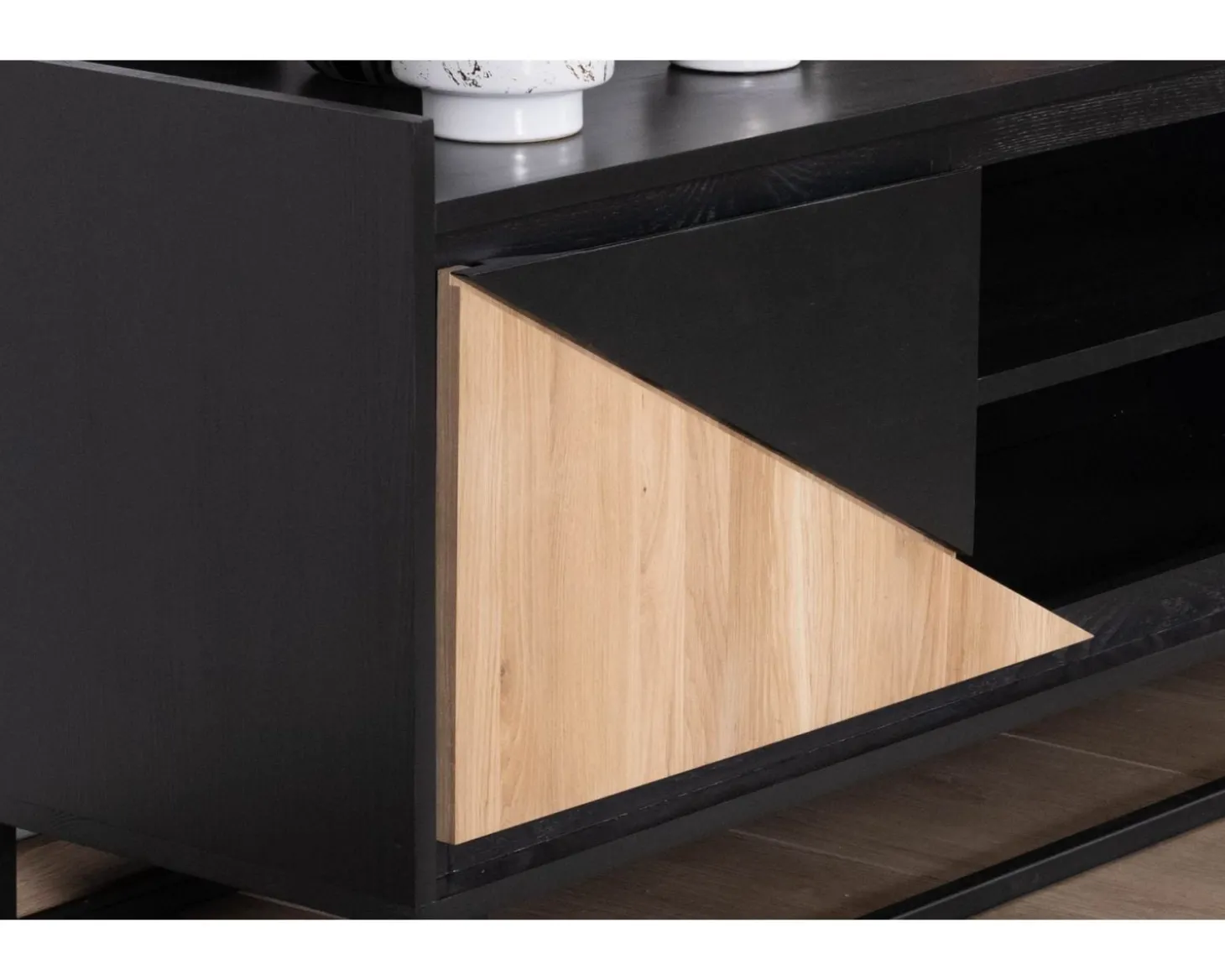 Meuble télé 2 portes 180 cm en bois massif "Trace"