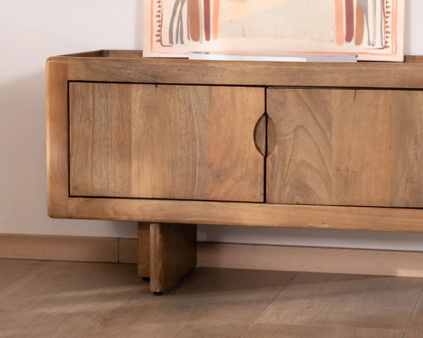 Meuble TV bas 180 cm en manguier naturel "Odely" 4 portes
