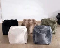 Petit pouf cubique en velours blanc "Lizard"