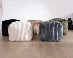 Petit pouf cubique en velours côtelé gris bleuté 