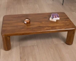 Table basse design épuré avec pieds ronds 