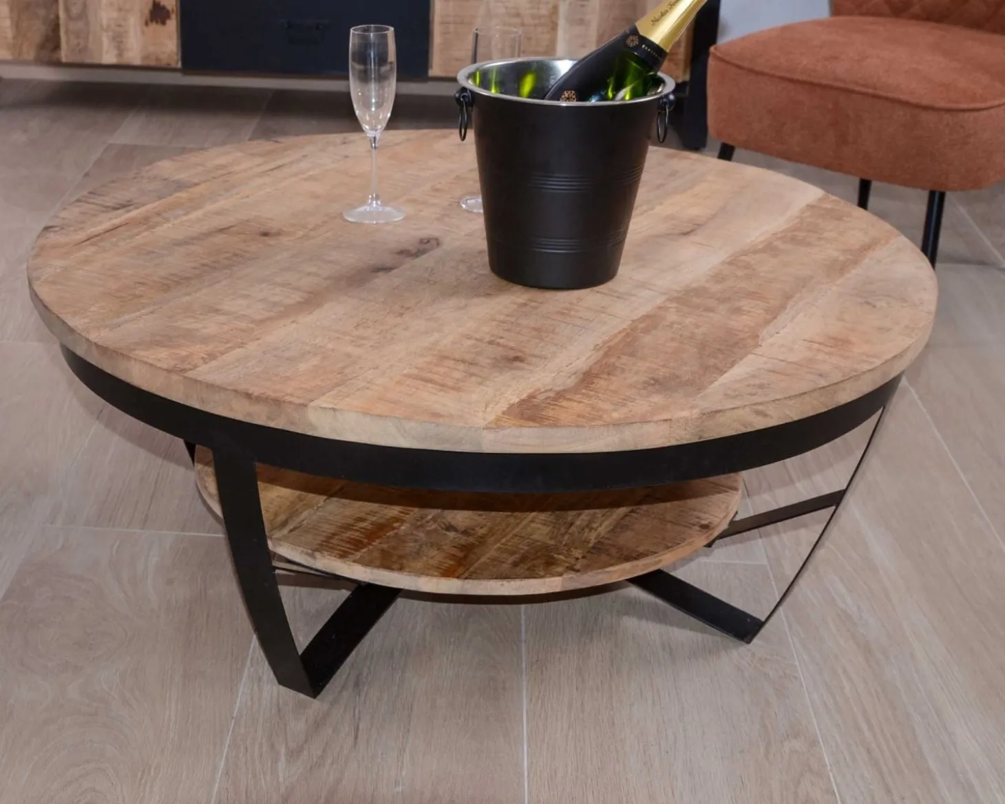 Table basse ronde en manguier massif et métal "Andy" diam. 90cm
