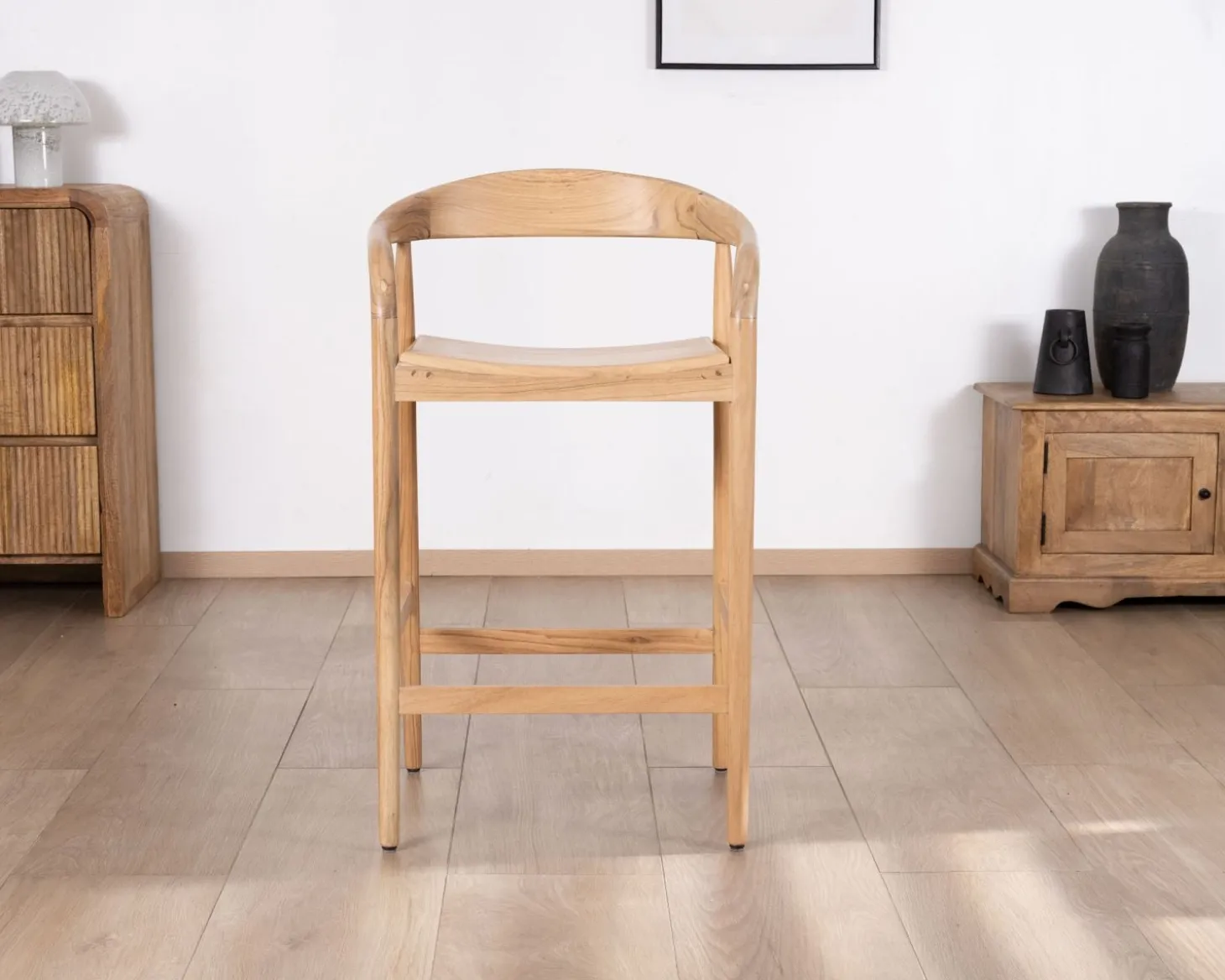 Tabouret de bar en acacia design épuré avec dosseret "Vogue"
