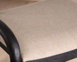 Tabouret de bar noir design avec dosseret bois et assise rembourrée