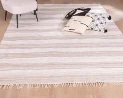 Tapis rayé coloris doux 120x180cm "Kavon"