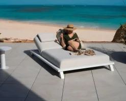 Têtière en tissu écru pour bain de soleil 