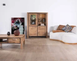 Vaisselier contemporain acacia massif relief noir 3 portes et niche avec étagères verres 